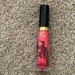 💄NWT Too faced Brand new lipstick💄